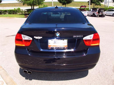 2006 BMW 330  i