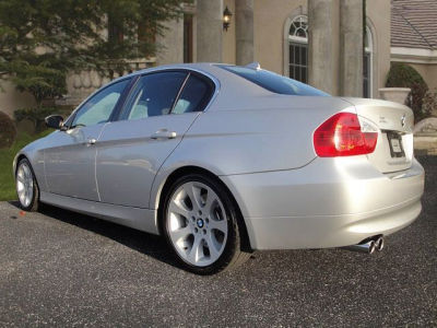 2006 BMW 330  i
