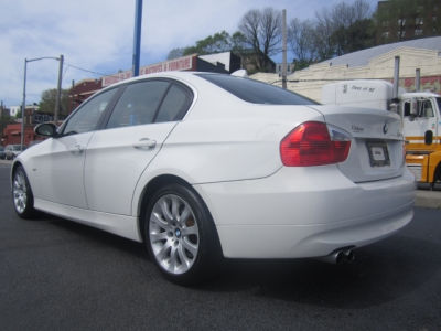 2006 BMW 330 i