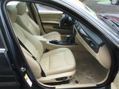 2006 BMW 330  xi