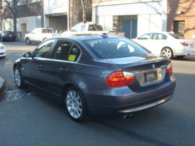 2006 BMW 330  xi