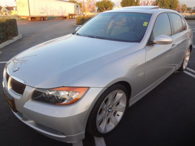 2006 BMW 330  i