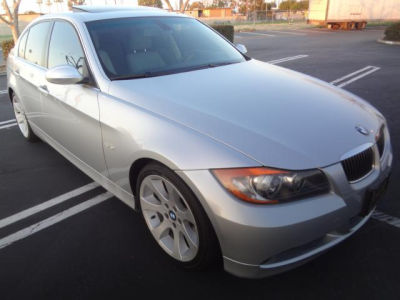 2006 BMW 330  i