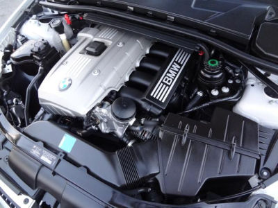 2006 BMW 330  i