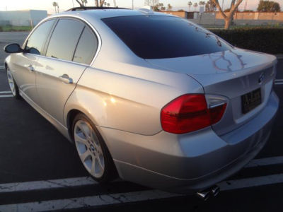 2006 BMW 330  i