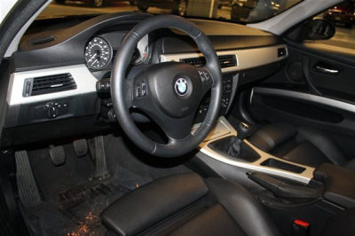 2006 BMW 330  i