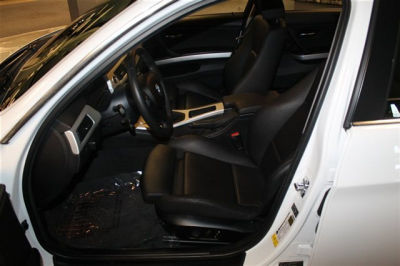 2006 BMW 330  i
