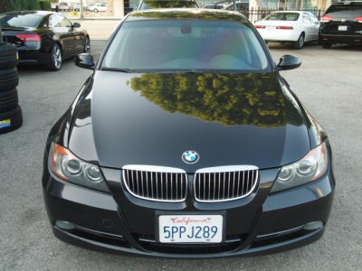 2006 BMW 330  i