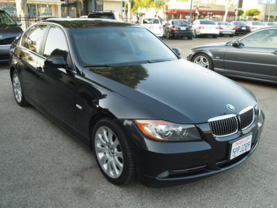 2006 BMW 330  i