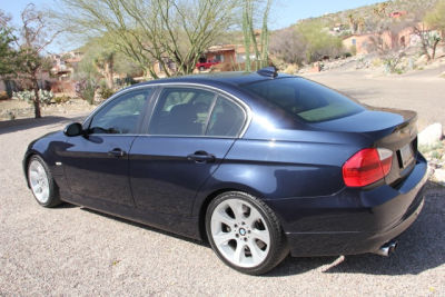 2006 BMW 330  i