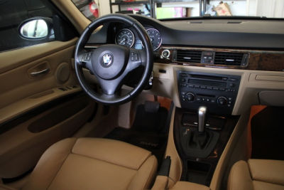 2006 BMW 330  i