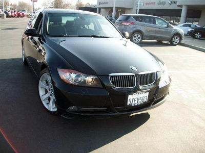 2006 BMW 330  i