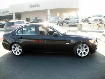 2006 BMW 330  i