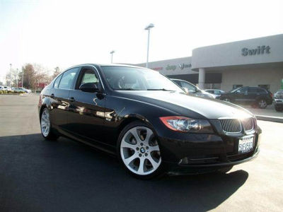 2006 BMW 330  i
