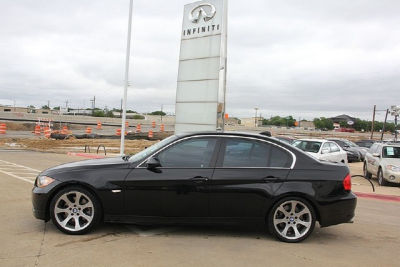 2006 BMW 330  i
