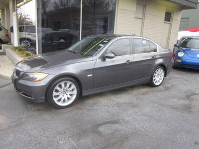 2006 BMW 330  i