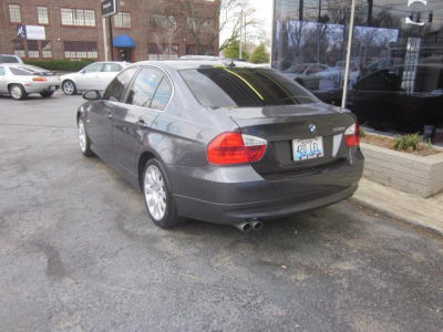 2006 BMW 330  i