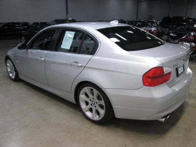 2006 BMW 330 i