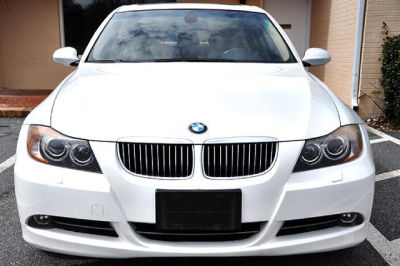 2006 BMW 330  i