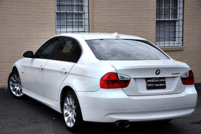 2006 BMW 330  i