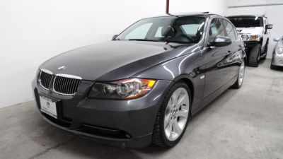 2006 BMW 330  i