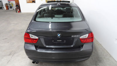 2006 BMW 330  i