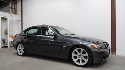 2006 BMW 330  i