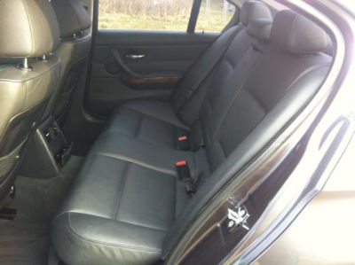2006 BMW 330  i