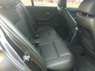 2006 BMW 330  i