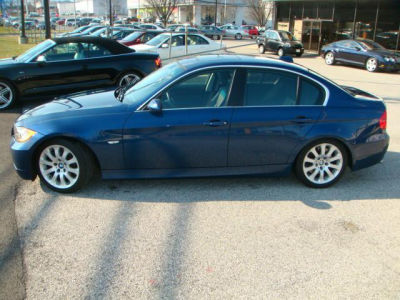 2006 BMW 330  xi