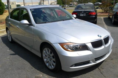 2006 BMW 330  i