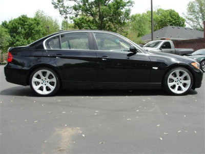 2006 BMW 330  i