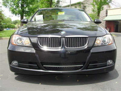 2006 BMW 330  i