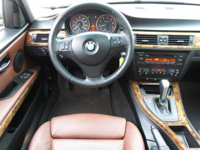 2006 BMW 330 i