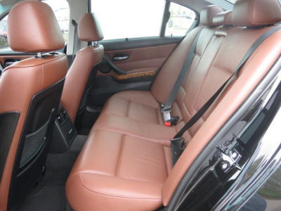2006 BMW 330 i