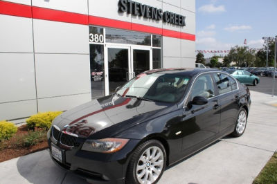 2006 BMW 330  i