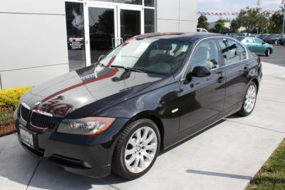 2006 BMW 330  i