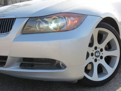 2006 BMW 330  i
