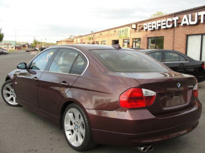 2006 BMW 330 i