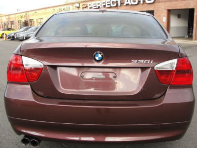 2006 BMW 330 i