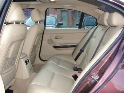 2006 BMW 330 i