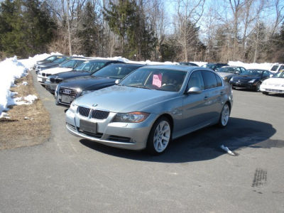 2006 BMW 330  i