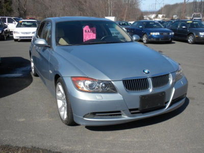 2006 BMW 330  i