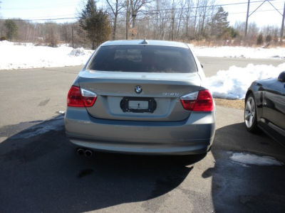 2006 BMW 330  i