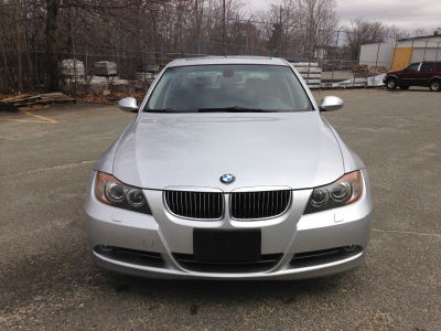 2006 BMW 330  xi