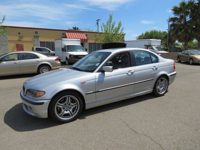 2005 BMW 330  i