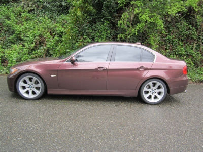 2006 BMW 330  i