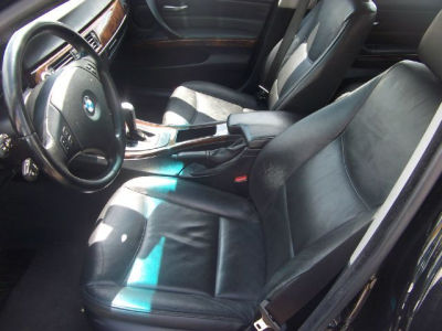 2006 BMW 330  i