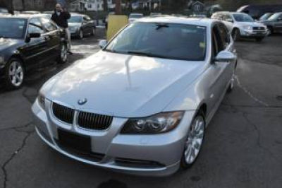 2006 BMW 330  i