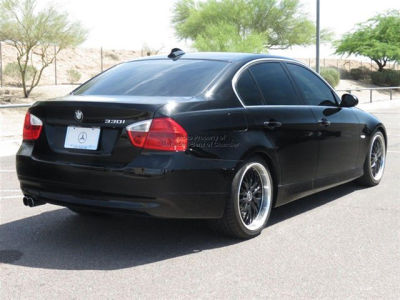 2006 BMW 330  i